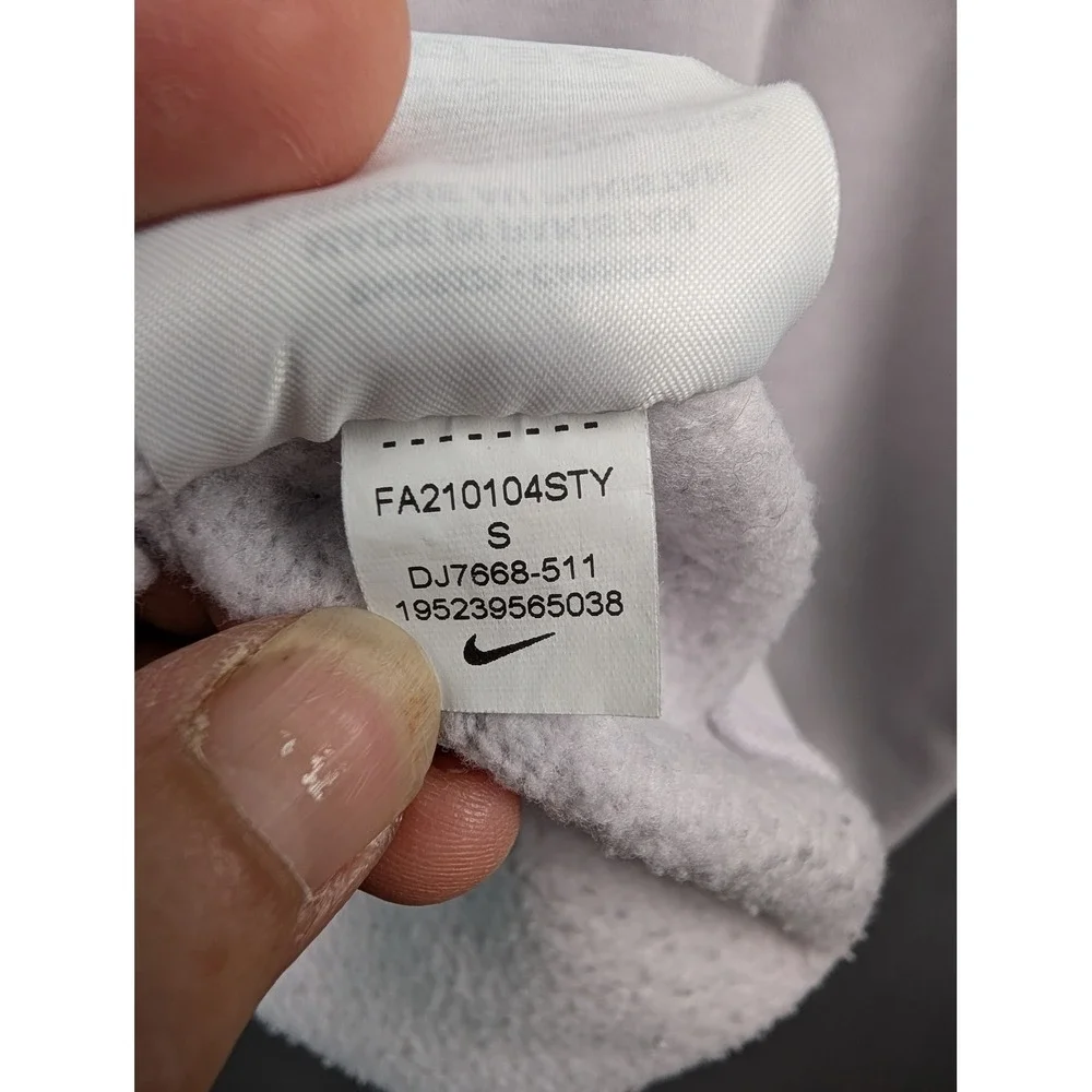 Nike‎ Womens Sportswear Essential Fleece Hoodie Doll Purple Size Small
